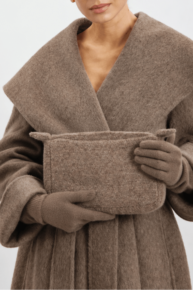Elba Clutch - Brown